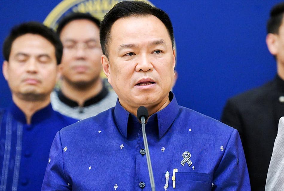 นายกฯ นำครม.แถลงเดินหน้าพ.ร.ก.กู้เงิน 4 แสนล้าน