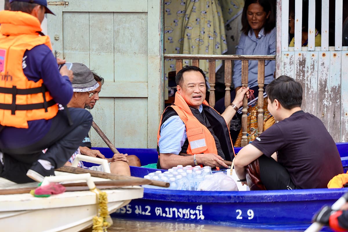 anutin-flood-aytthaya-27sep25-SPACEBAR-Photo03.jpg