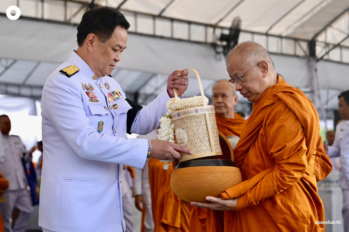 anutin-leads-merit-making-ceremony-for-hm-queen-sirikit-SPACEBAR-Photo01.jpg