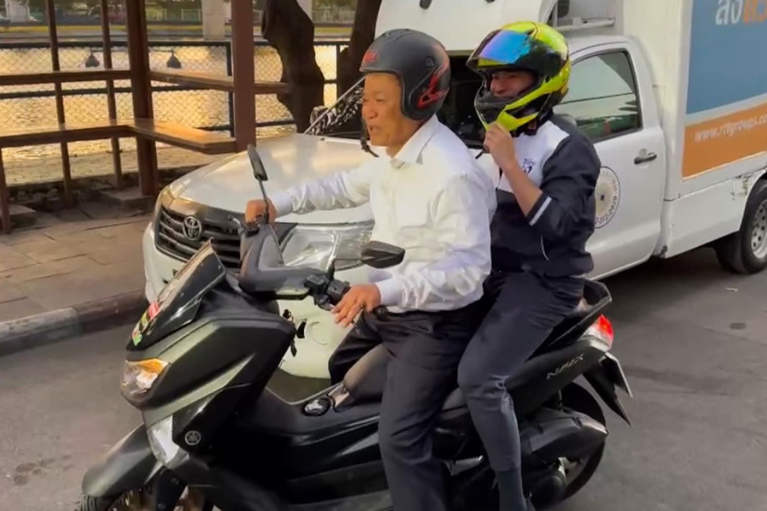 สไตล์ออร์แกนิค! ‘อนุทิน’ โผล่เซอร์ไพรส์หาเสียงโดยไม่แจ้งล่วงหน้า