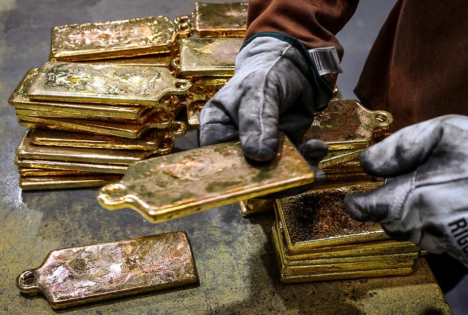 อังกฤษยังไม่คืน! จะเก็บทองแท่งเกือบ 4 พันล้านดอลลาร์ของเวเนซุเอลาไว้แม้มาดูโรถูกโค่น