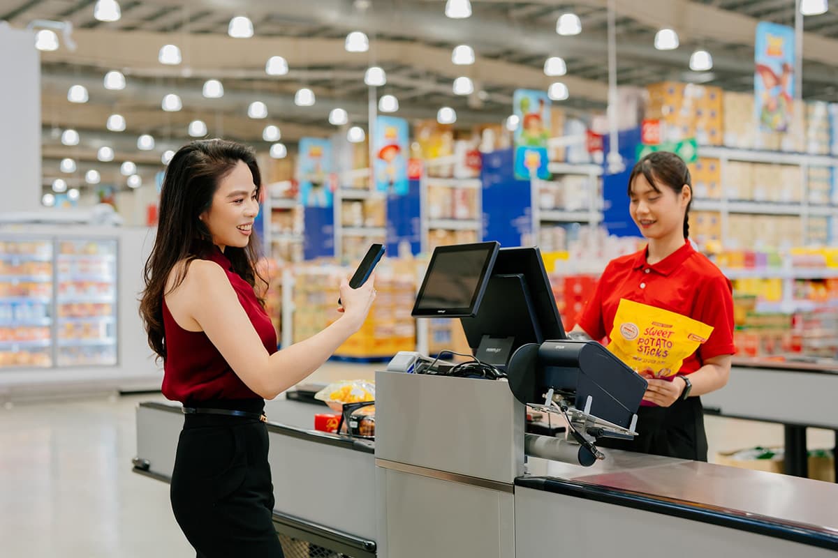 cp-axtra-makro-visa-SPACEBAR-Photo01.jpg