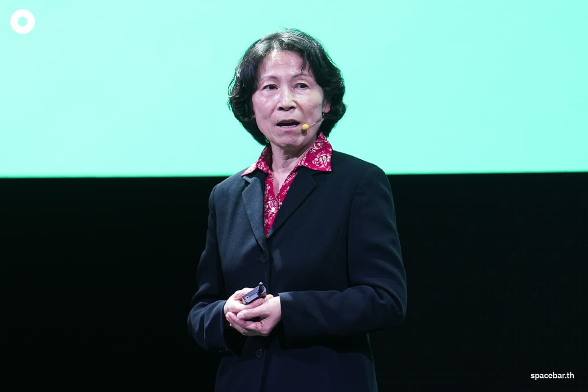 คุณฮง ฟ่าน Program Director จากสถาบันเทคโนโลยีแมสซาชูเซตส์ (MIT)