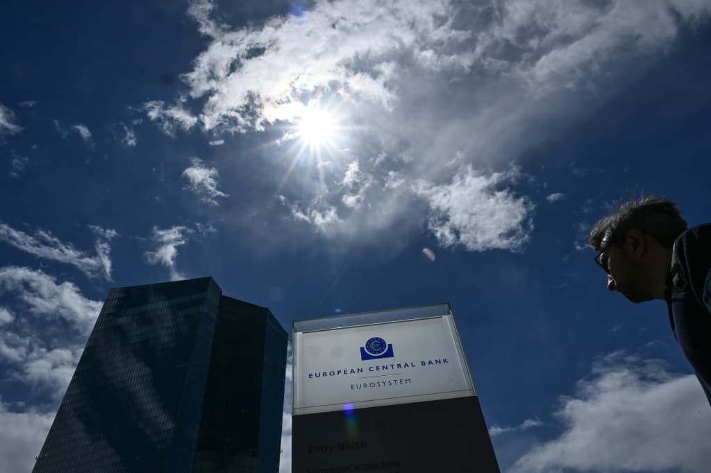 ECB ลุ้นคงดอกเบี้ย หลังความขัดแย้งตะวันออกกลางปะทุใหม่ ดันราคาน้ำมันพุ่ง