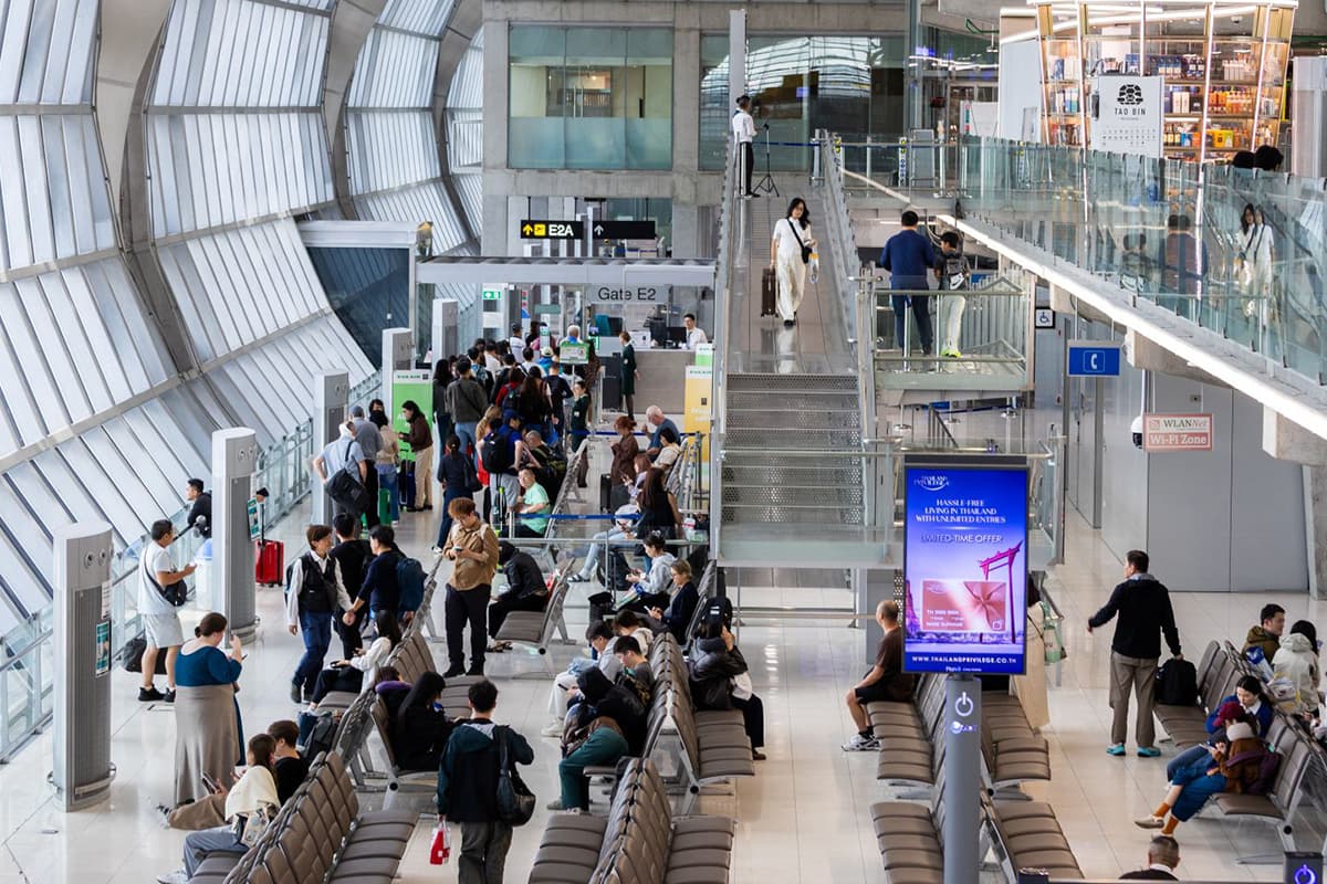 economic-business-thai-aot-chinese-passengers-SPACEBAR-Photo01.jpg