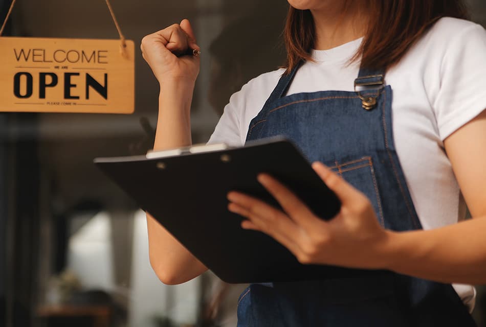 ดีพร้อมอัดเงินกู้สู้วิกฤตพลังงาน ช่วย SME ตั้งหลัก