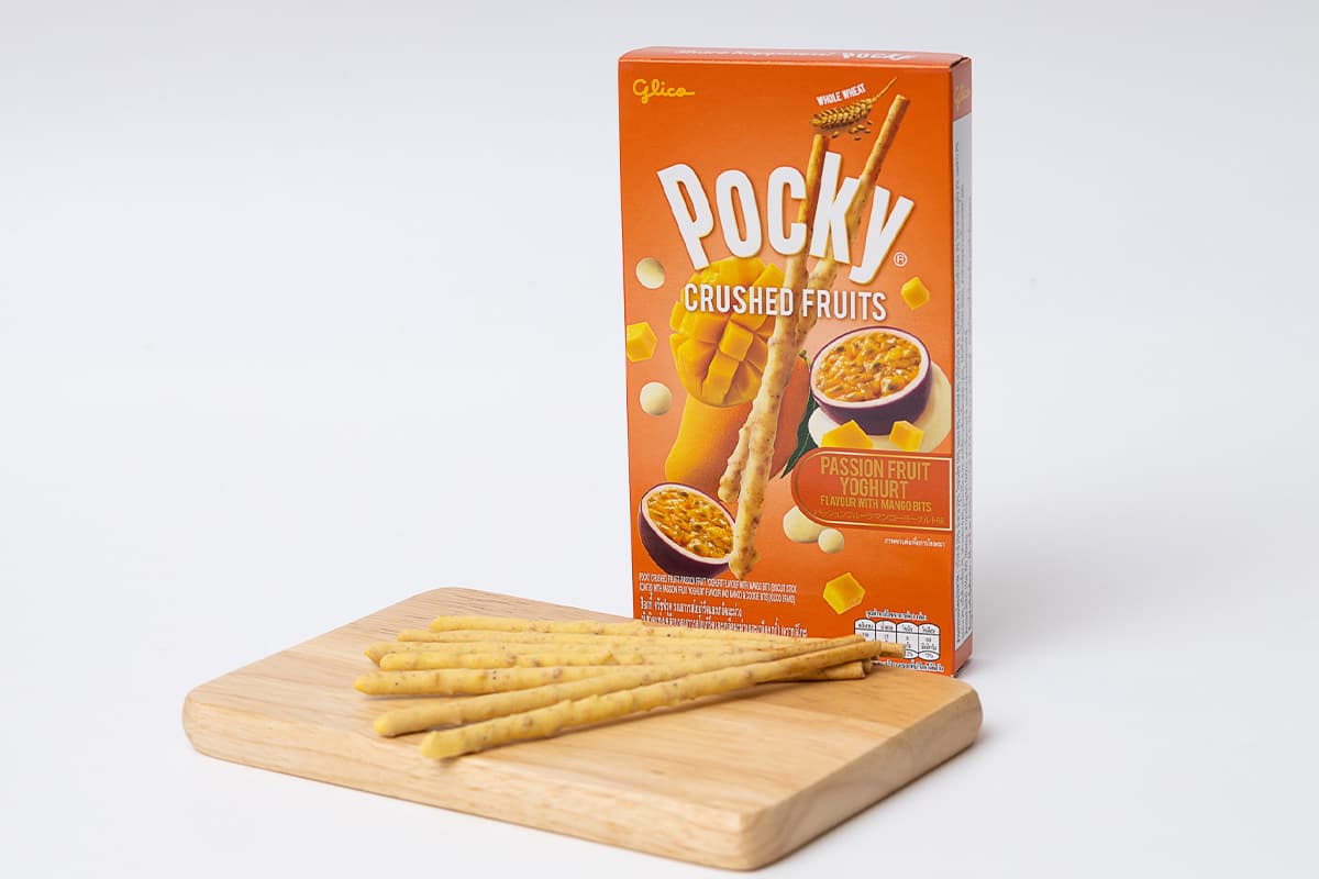 economic-business-thai-pocky-biscuit-market-SPACEBAR-Photo01.jpg