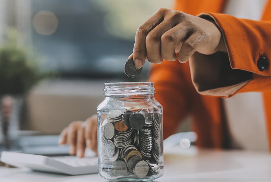 ตั้งเป้าเก่ง แต่ออมไม่รอด กับดักปีใหม่ของคนไทย