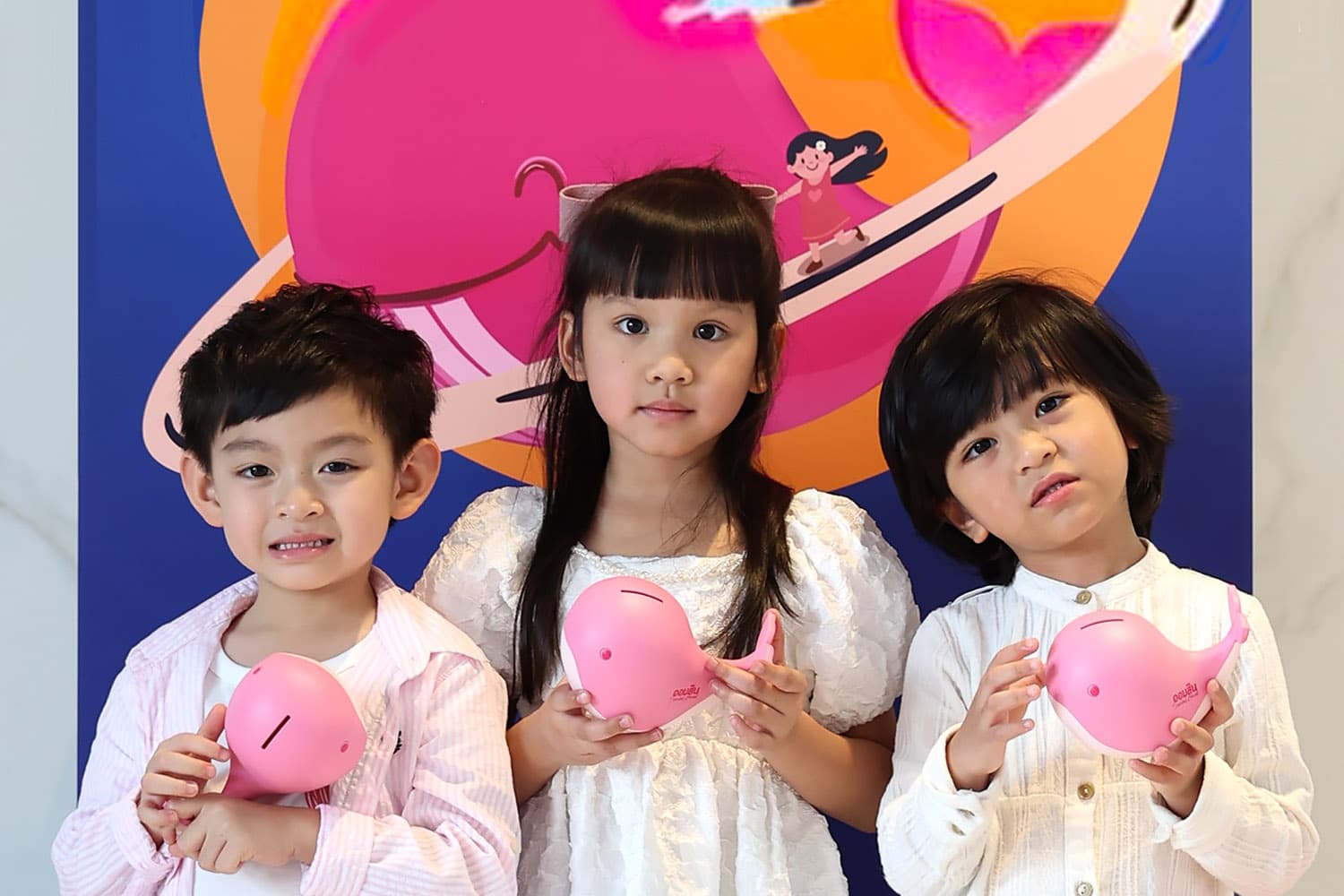 ออมสิน เปิดตัวกระปุกออมสินวาฬน้อย รับวันเด็กแห่งชาติ