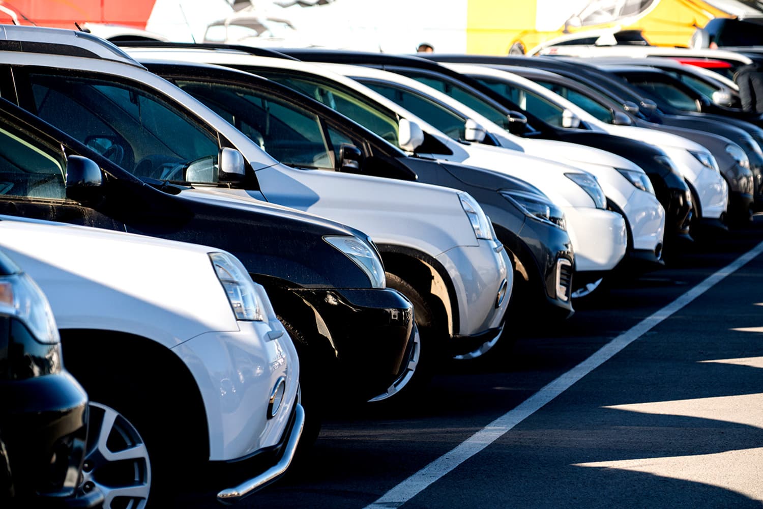 เต็นท์รถยนต์มือสอง รับมือความท้าทายดีมานด์-ราคา