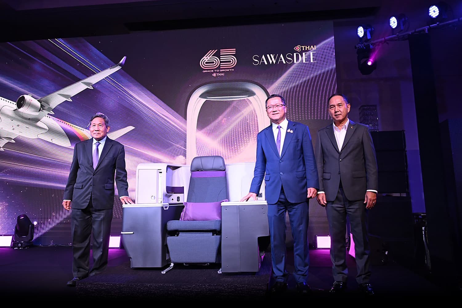 economic_business_thai_tg_airplane_SPACEBAR_Hero_bc6f2149ce.jpg