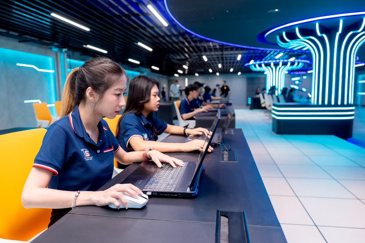 economic_business_thai_transit_smart_hub_SPACEBAR_Photo02_f28ccb0fe6.jpg