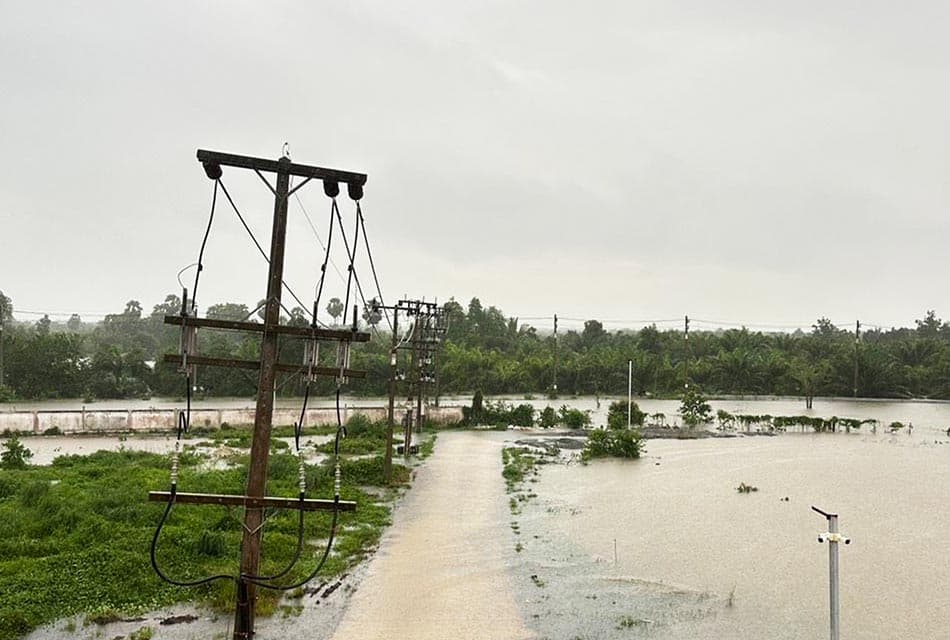 กกพ.ยันไฟฟ้าใต้เสถียร แม้น้ำท่วมสงขลา 16 อำเภอ