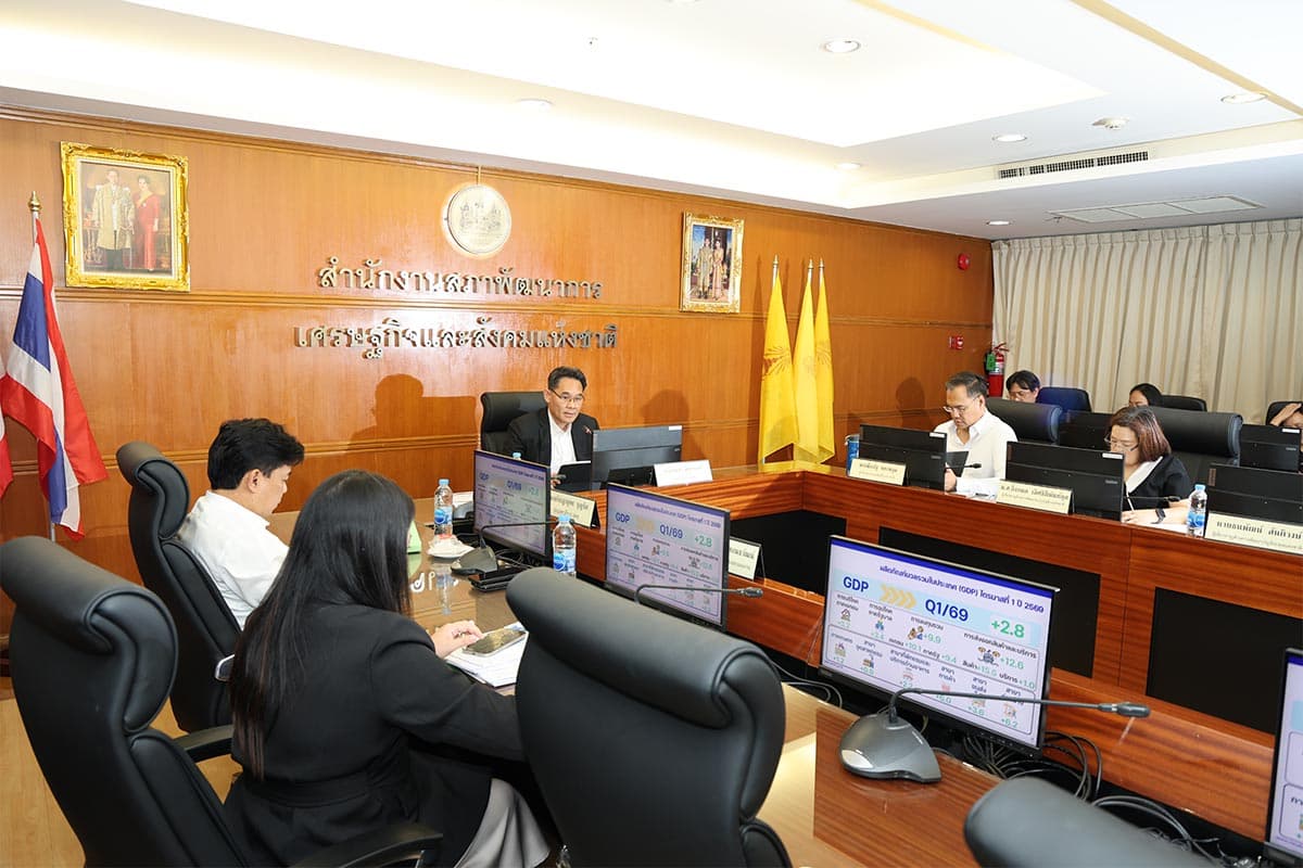 gdp-thailand-q1-2026-nesdc-SPACEBAR-Photo03.jpg