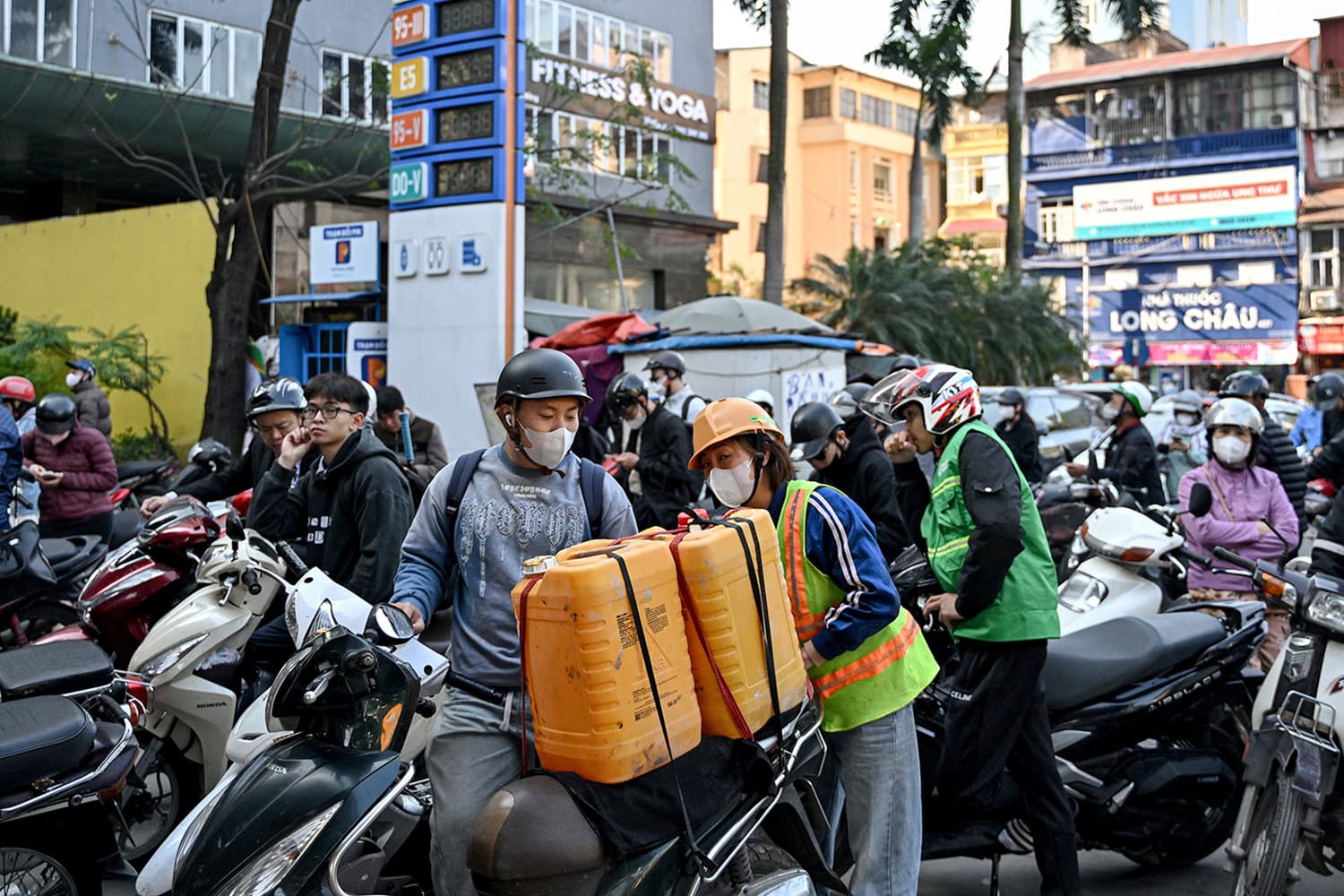 พิษสงครามอิหร่าน! แต่ละประเทศในเอเชียรับมือ ‘วิกฤตน้ำมันแพง’ กันยังไง?