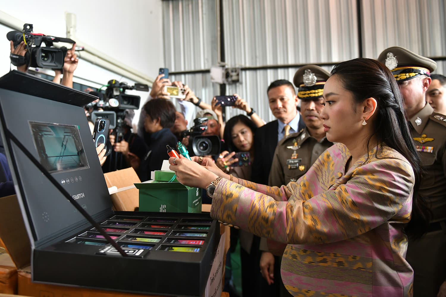 ing_shinawatra_18_mar_2025_SPACEBAR_Hero_4f30be1da8.jpg