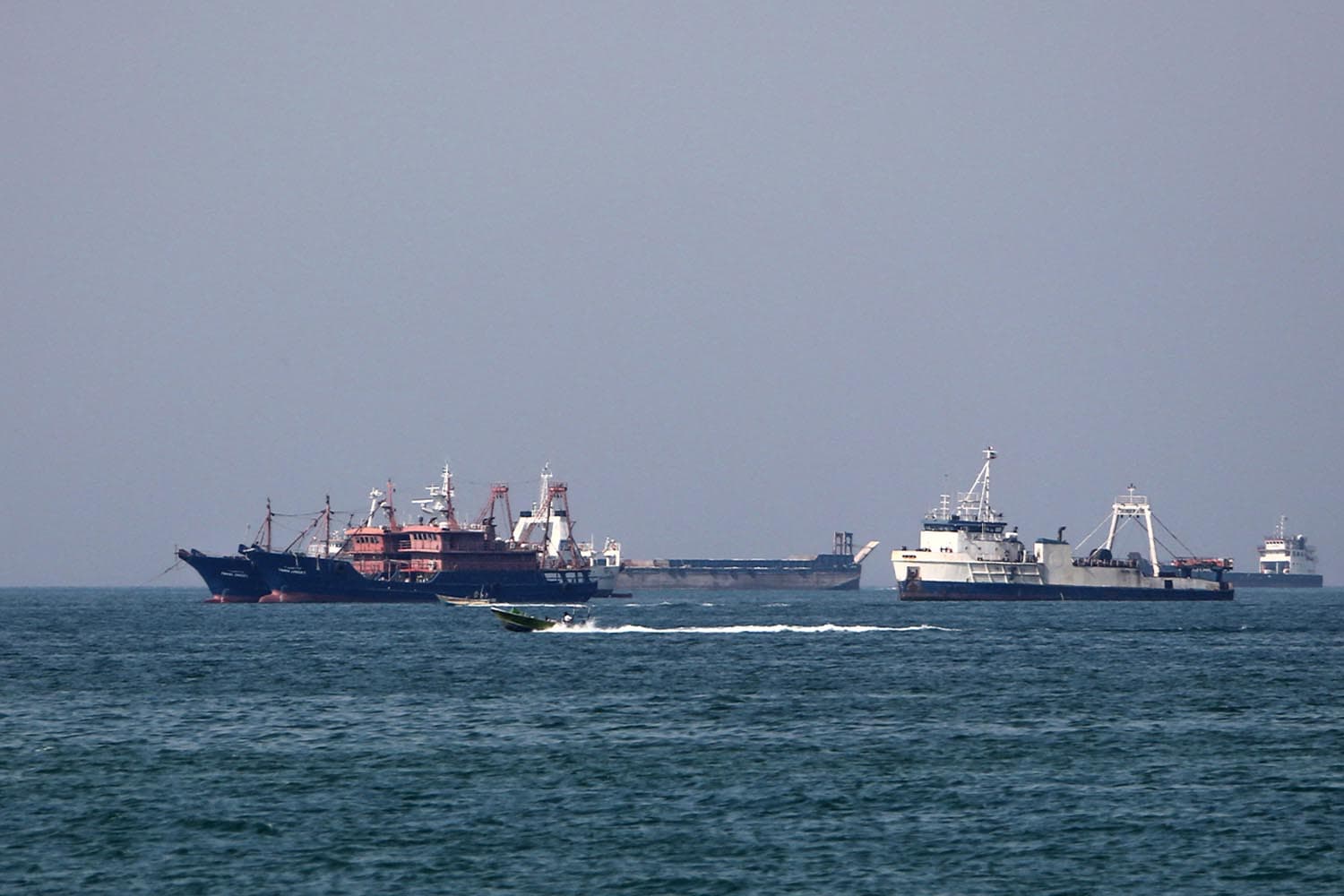 สหรัฐฯ จี้จุดอ่อนเผยคลังเก็บน้ำมันอิหร่านใกล้เต็มแล้วและสหรัฐฯ จะเดินหน้าปิดกั้นเส้นทางขนส่งต่อไป