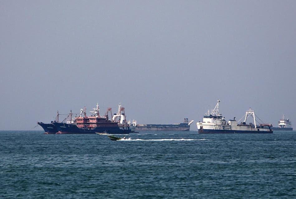 สหรัฐฯ จี้จุดอ่อนเผยคลังเก็บน้ำมันอิหร่านใกล้เต็มแล้วและสหรัฐฯ จะเดินหน้าปิดกั้นเส้นทางขนส่งต่อไป