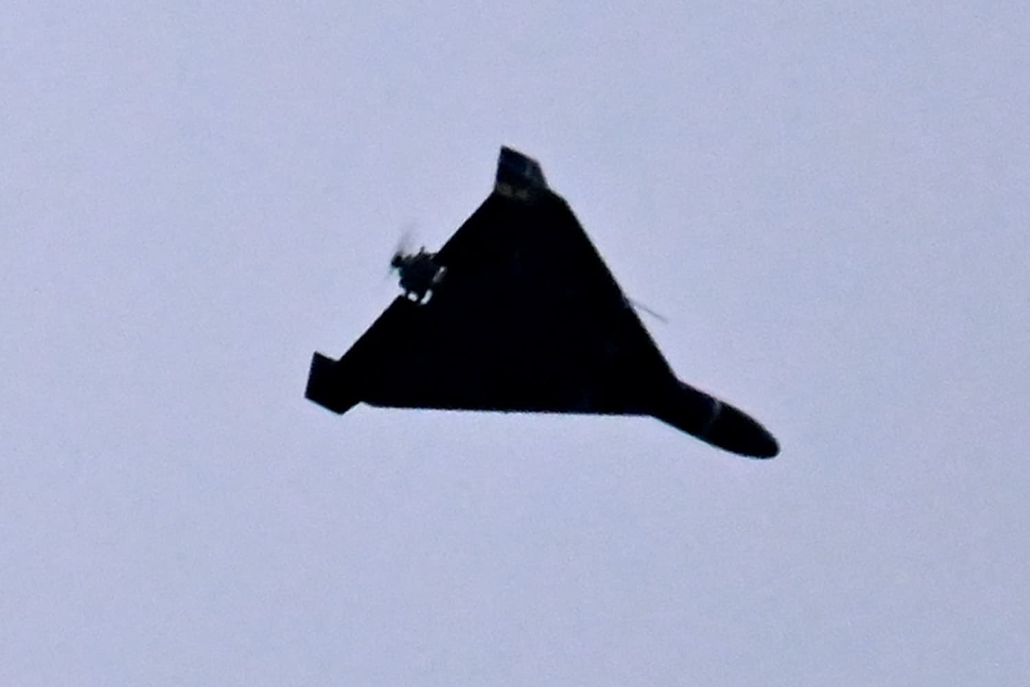 ชาเฮด-136 โดรนต้นทุนต่ำของอิหร่านไม้เด็ดเจาะจุดอ่อนระบบป้องกันภัยทางอากาศสหรัฐฯ