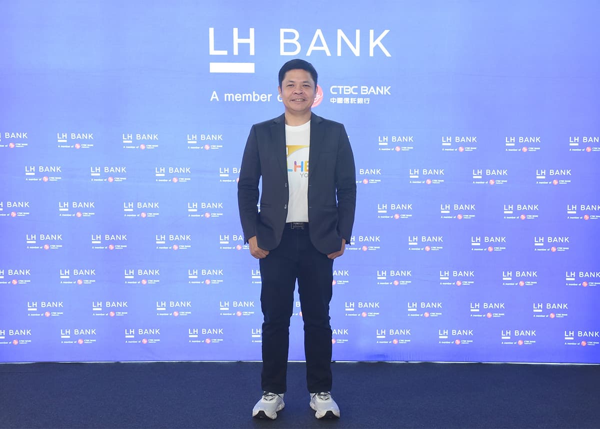 พีรพัฒน์ เกษบุญชู ประธานเจ้าหน้าที่บริหารกลุ่มลูกค้ารายย่อย LH Bank 