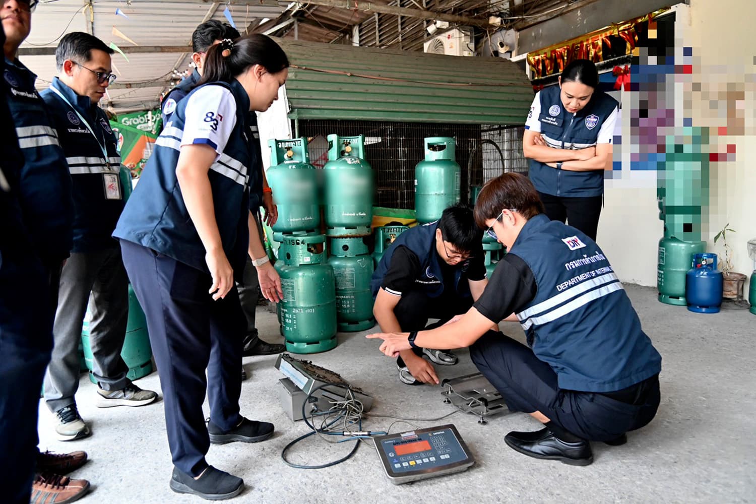 พลังงานแพง ดันปัญหา ‘แก๊สหุงต้มไม่เต็มถัง’ ค้าภายในลุยปราบ