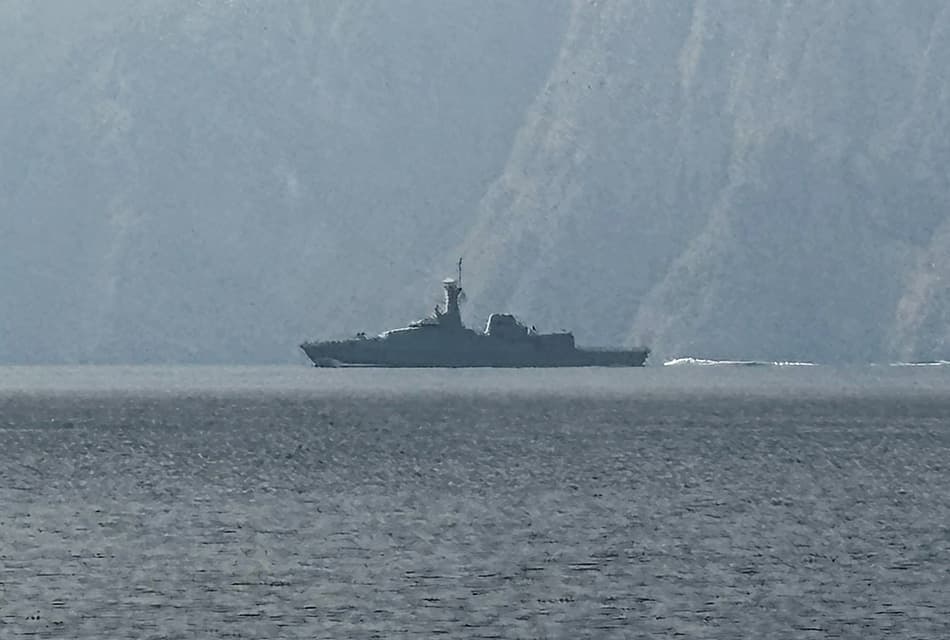 นักวิเคราะห์เตือนสหรัฐฯ คุ้มกันเรือน้ำมันเจองานหนักต้องรับมือกับทุ่นระเบิดอิหร่านในช่องแคบฮอร์มุซ