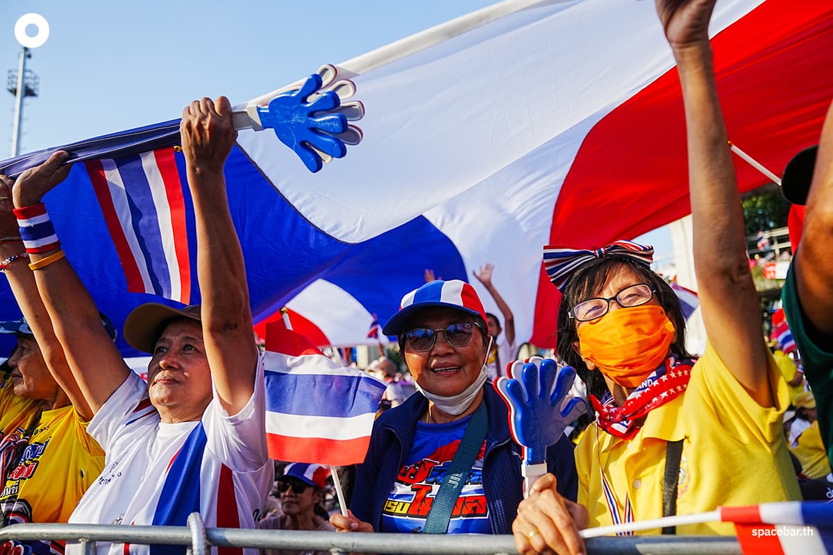mob-respect-the-national-flag-2aug25-SPACEBAR-Photo07.jpg