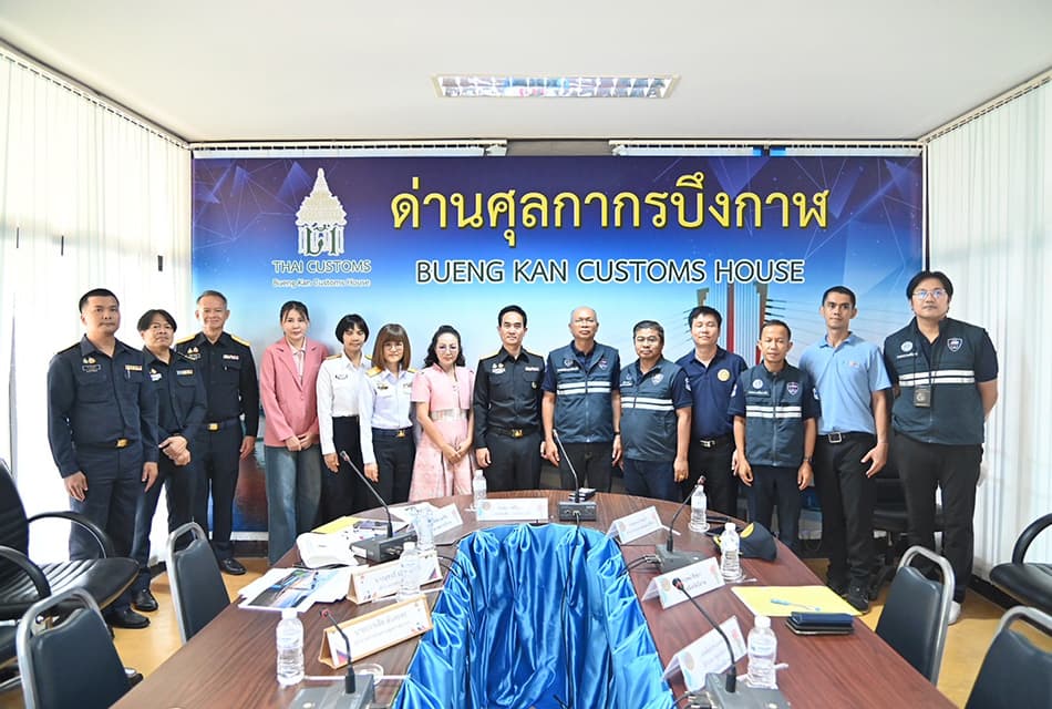 พาณิชย์ ลุยชายแดน! คุมเข้มขนข้าวโพด กันกดราคาชาวไร่