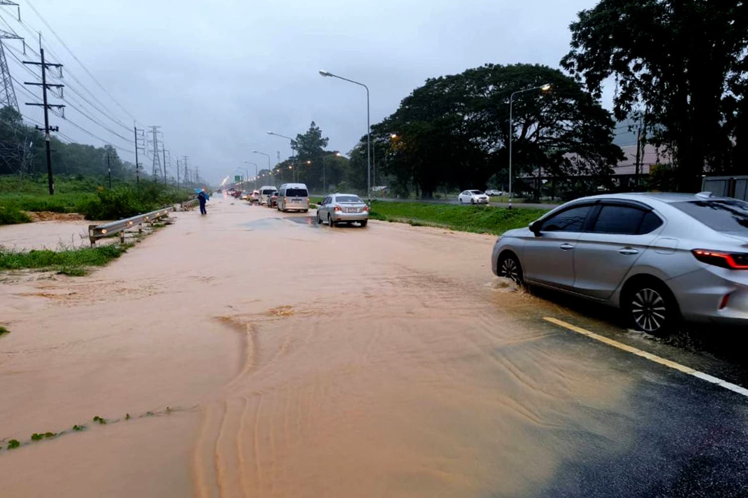 กระทรวงอุตฯ เฝ้าระวังน้ำท่วม ‘โรงงาน-เหมืองแร่’ ลดผลกระทบ