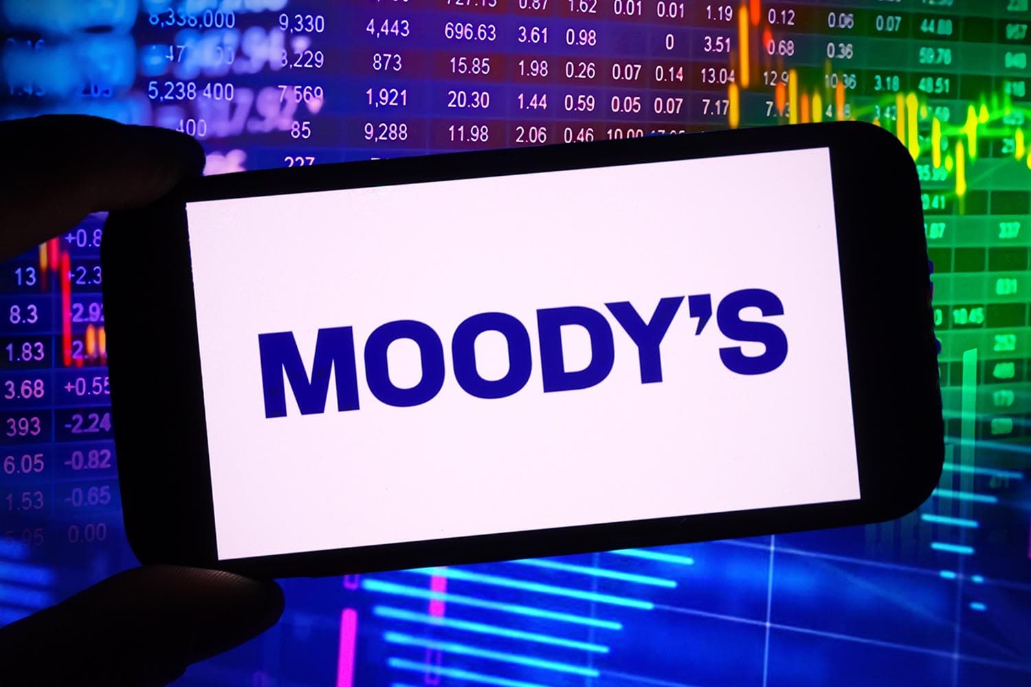 moody_outook_set_stocks_SPACEBAR_Hero_496282ef4e.jpg