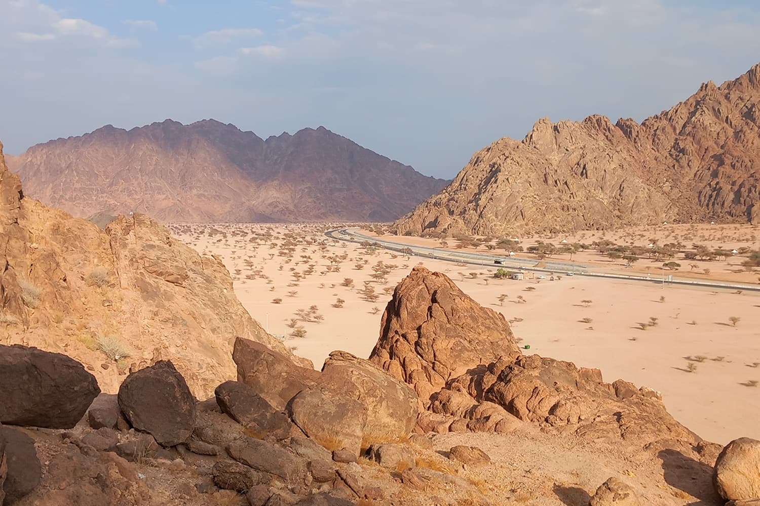 mystery_of_wadi_e_jinn_madinah_magnetic_hill_SPACEBAR_Hero_8a14c3eb73.jpg