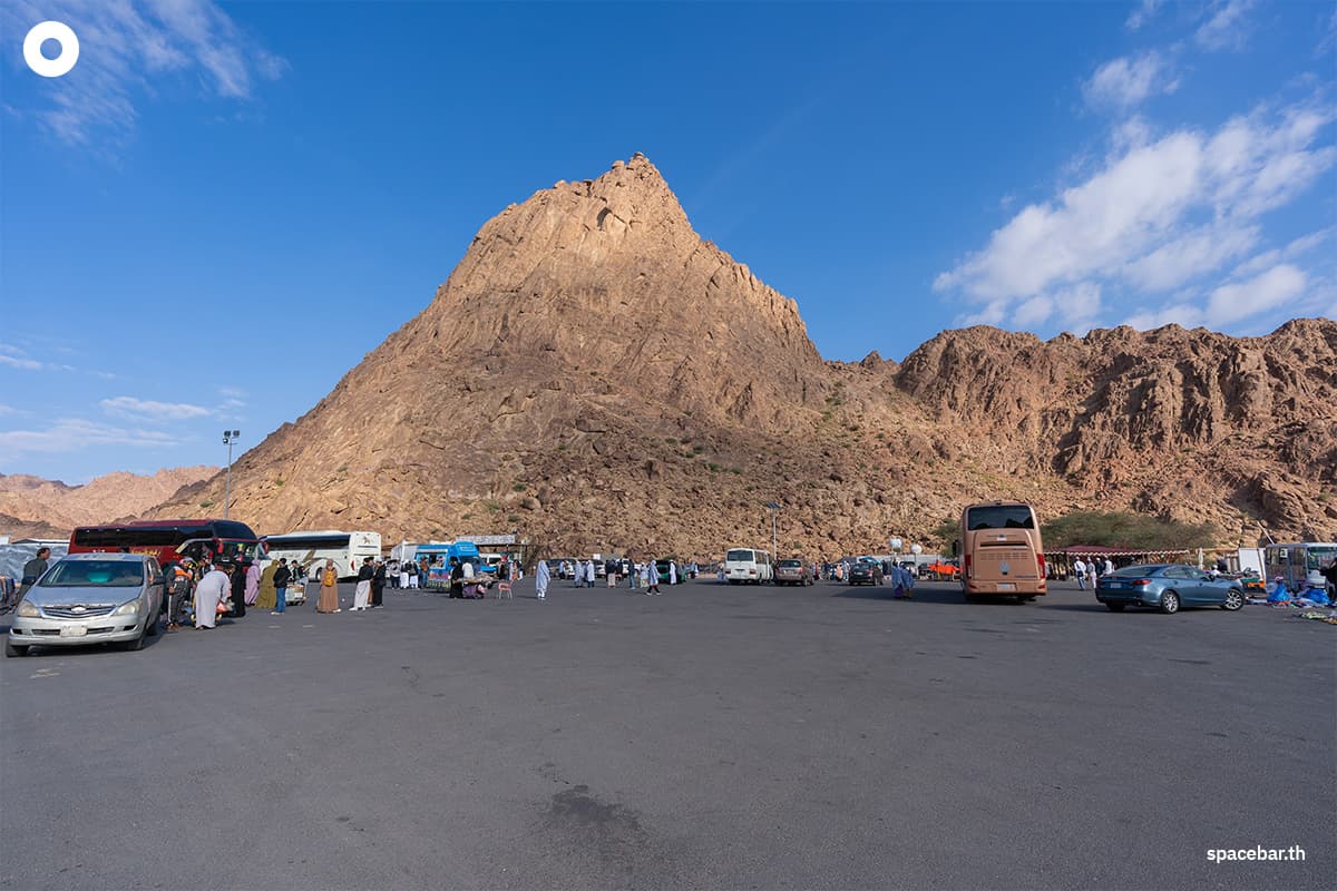 mystery_of_wadi_e_jinn_madinah_magnetic_hill_SPACEBAR_Photo01_c437a8ddd5.jpg