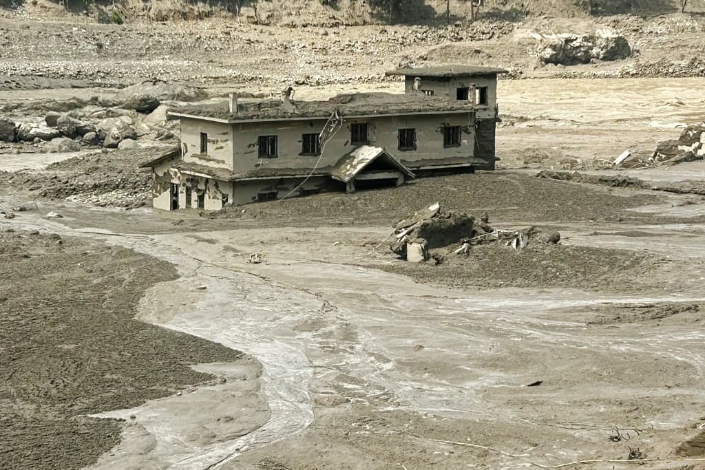 nepal-china-border-flood-tibet-mudslide-casualties-1.jpeg