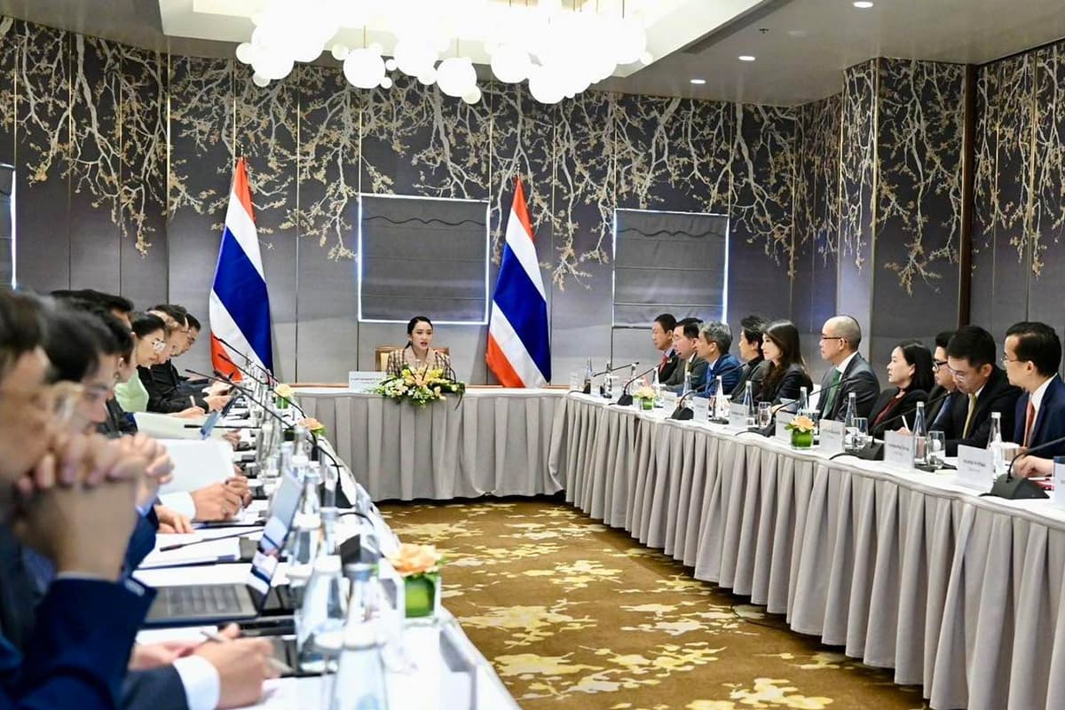 paetongtarn-meets-thai-private-in-vietnam-trade-investment-SPACEBAR-Photo02.jpg