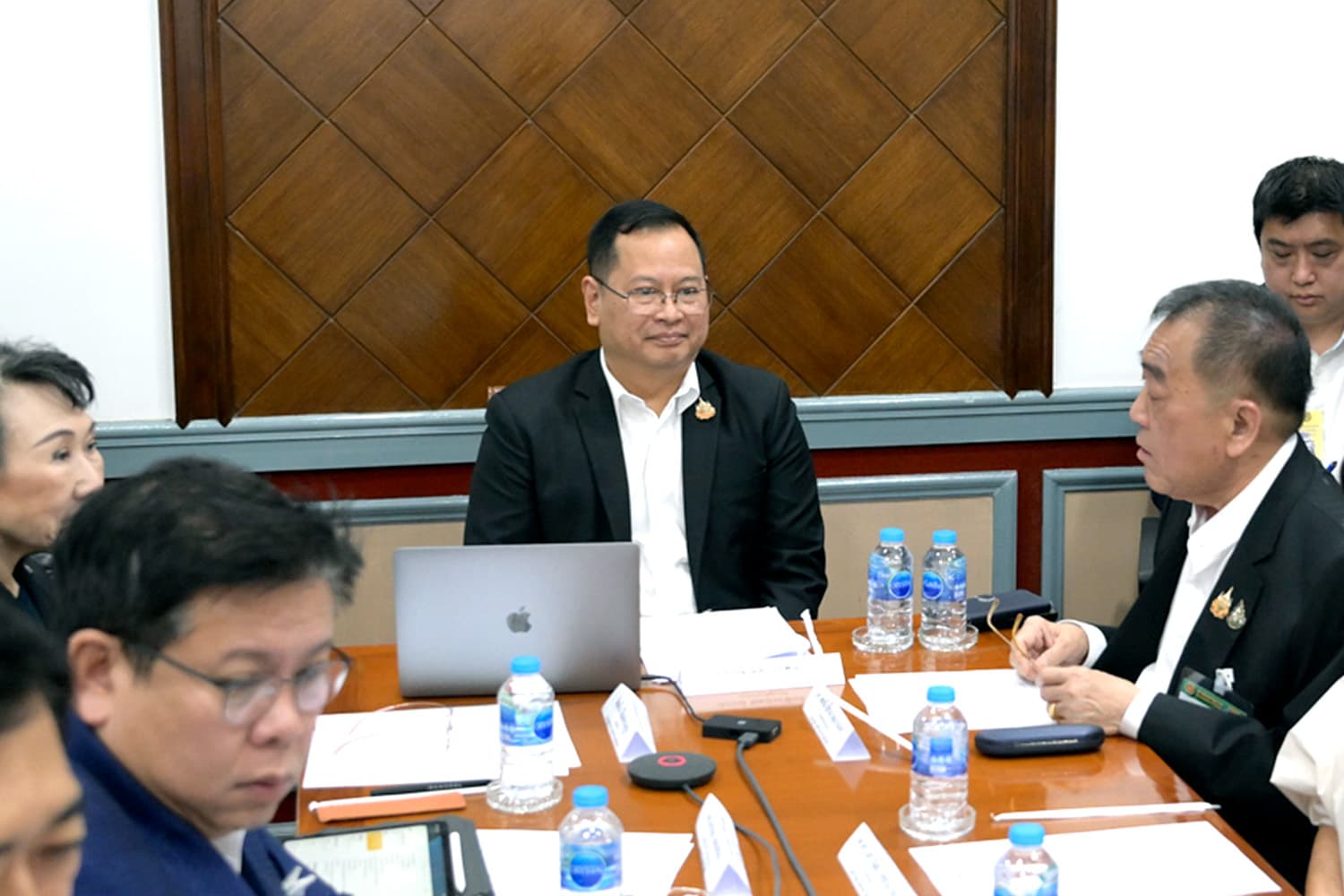 รับลูกดัน ‘ปราบทุจริต’ เป็น ‘วาระแห่งชาติ’