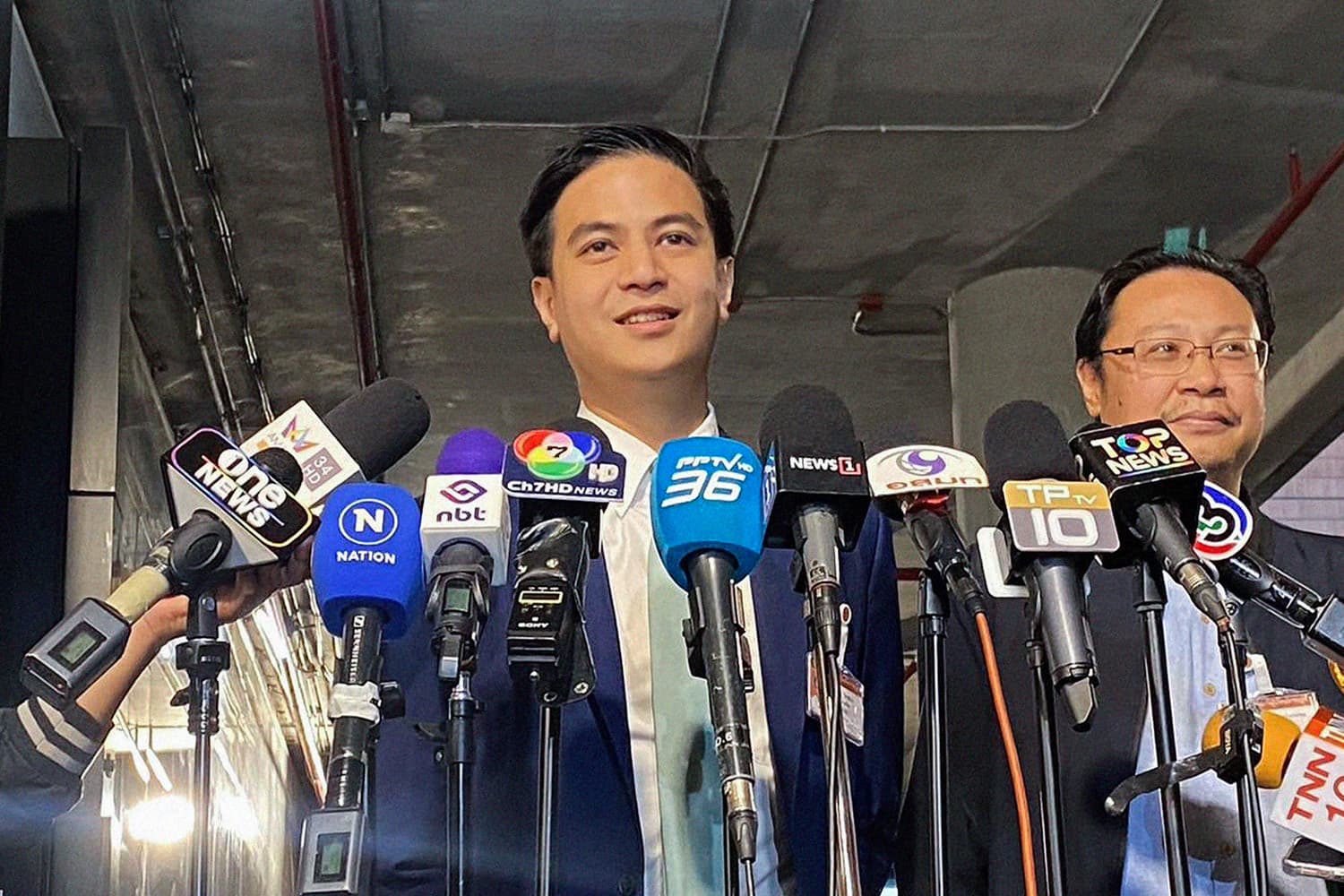‘ปชน.’ ยัน ‘ซักฟอก ม.151’ มาแน่ แต่ขอดู ‘ไทม์มิ่ง’ ก่อน