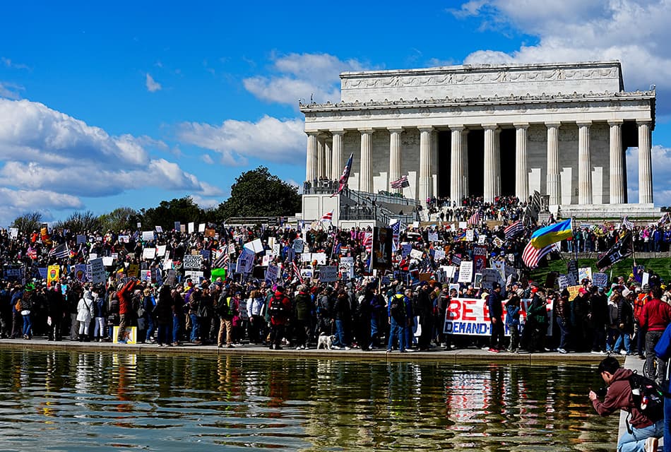 Photo Story: ม็อบ ‘No Kings’ ทั่วสหรัฐฯ ต้านนโยบายทรัมป์