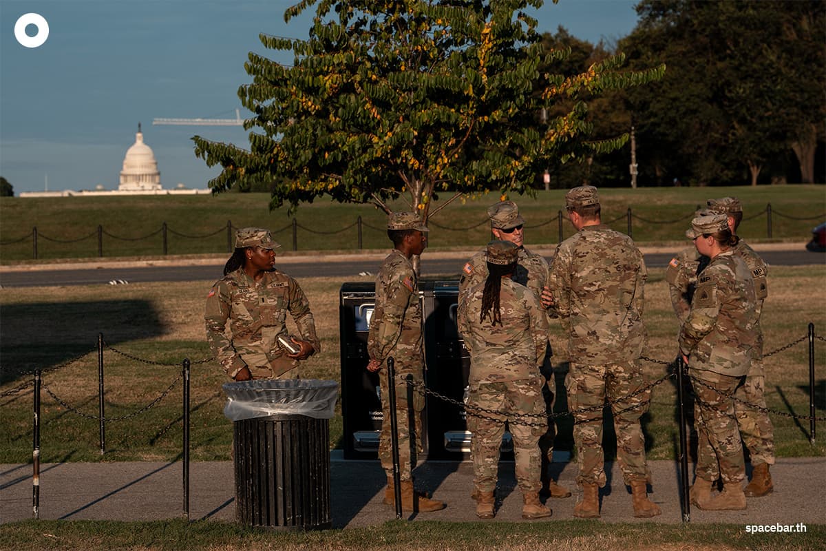 PhotoStory-เจ้าหน้าที่กองกำลังป้องกันชาติประจำการบริเวณ Washington Monument ในกรุงวอชิงตันดี.ซี. Photo by Andrew Leyden / GETTY IMAGES NORTH AMERICA / Getty Images via AFP
