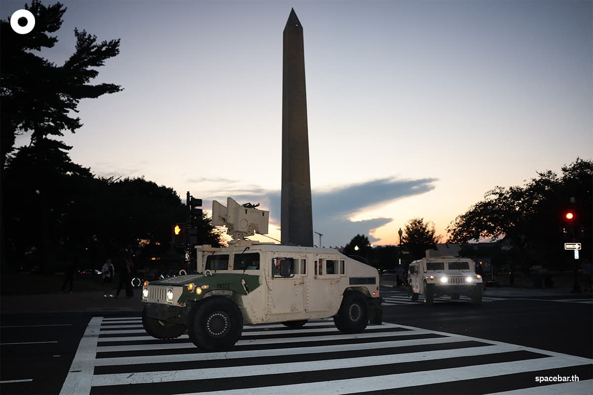PhotoStory-สมาชิกกองกำลังป้องกันชาติวอชิงตัน ดี.ซี. แยกย้ายออกจาก Washington Monument Photo by WIN MCNAMEE / GETTY IMAGES NORTH AMERICA / Getty Images via AFP