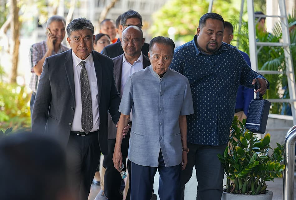 ศาลเลื่อนอ่านคำพิพากษาคดี ‘แกนนำ นปช.’ ชุมนุมขับไล่รัฐบาลอภิสิทธิ์