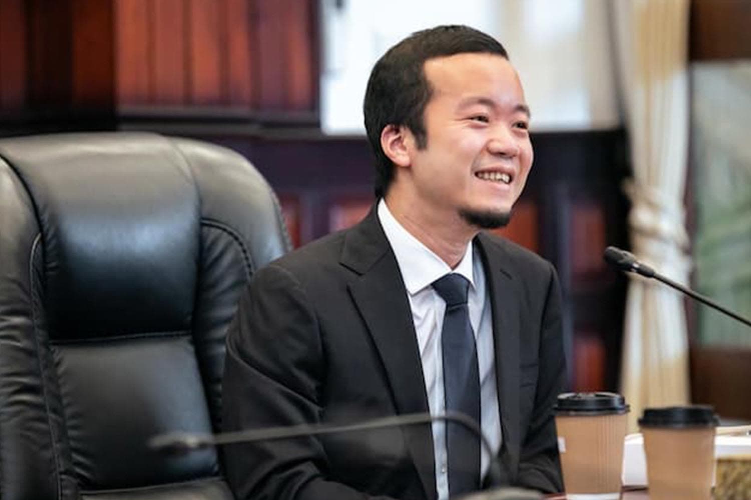 เฉินจื้อ ประธาน Prince Group หายตัวหลังสหรัฐฯ ยึดทรัพย์สินตัวการแก๊งสแกมกัมพูชา