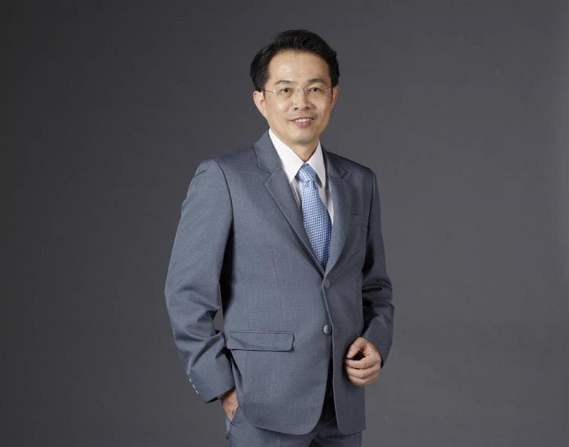 รศ.ดร.ดำรงค์ อดุลยฤทธิกุล รองอธิการบดีฝ่ายวิชาการ มหาวิทยาลัยธรรมศาสตร์ (มธ.)