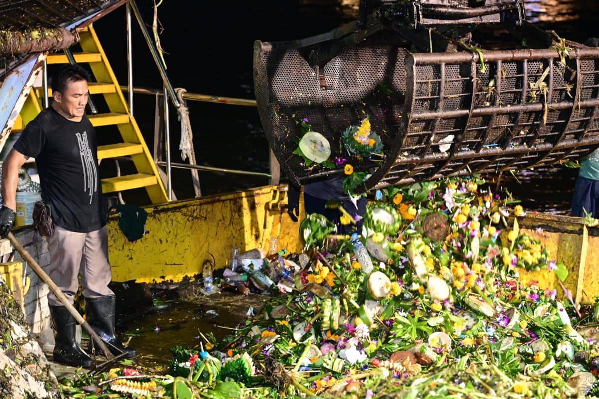 ขยะกระทงในกรุงเทพฯ