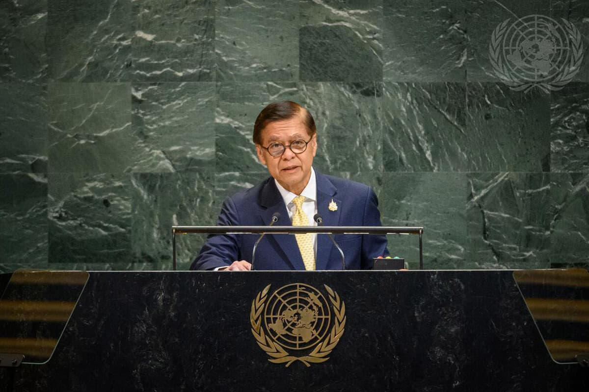 นายสีหศักดิ์ พวงเกตุแก้ว รัฐมนตรีว่าการกระทรวงการต่างประเทศ