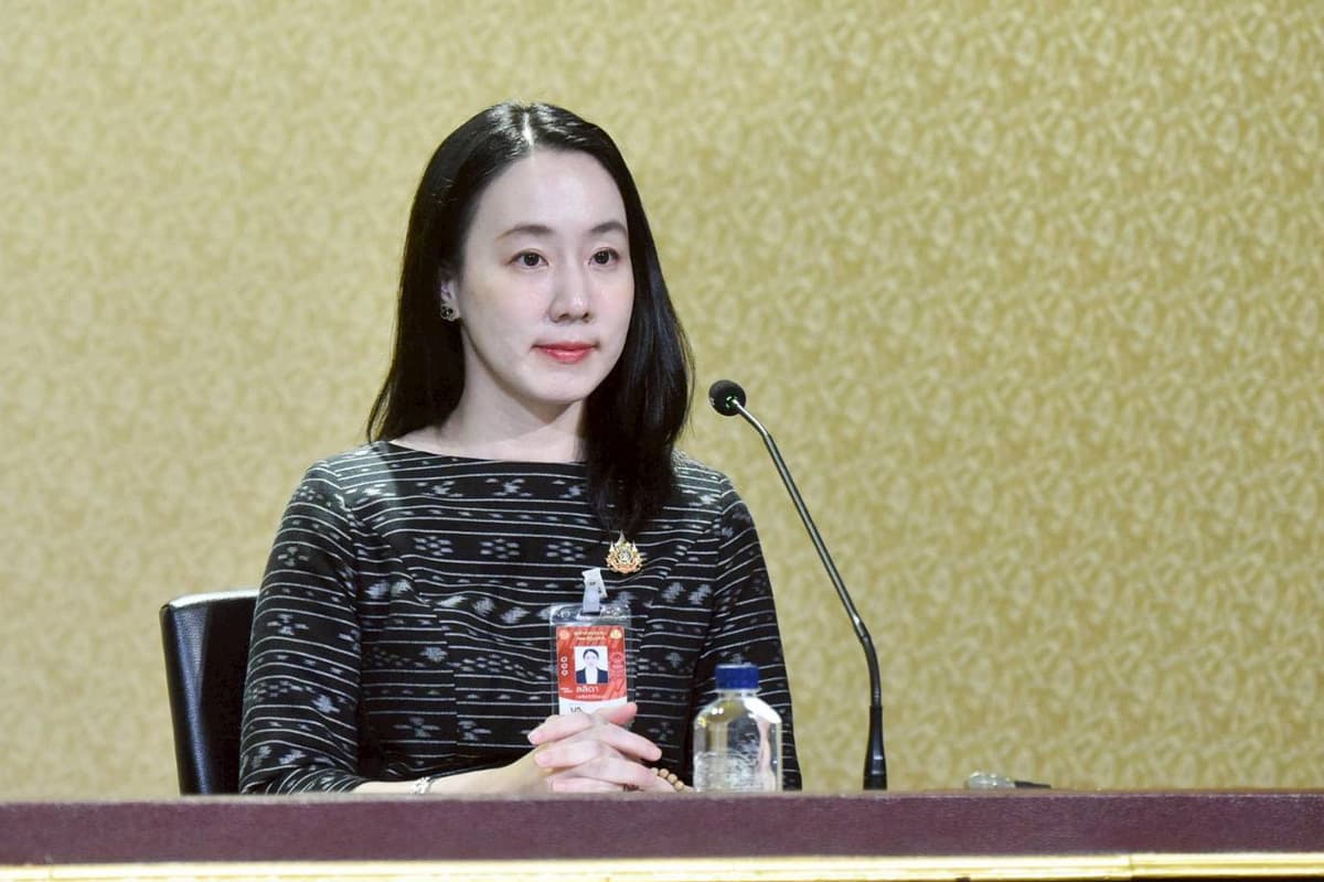 นางสาวลลิดา เพริศวิวัฒนา รองโฆษกประจำสำนักนายกรัฐมนตรี