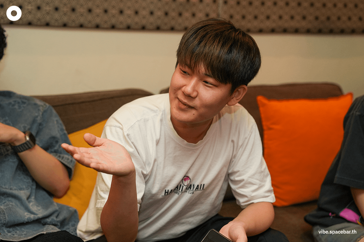 television_off_lacuna_interview_SPACEBAR_Photo07_812598dfc2.png