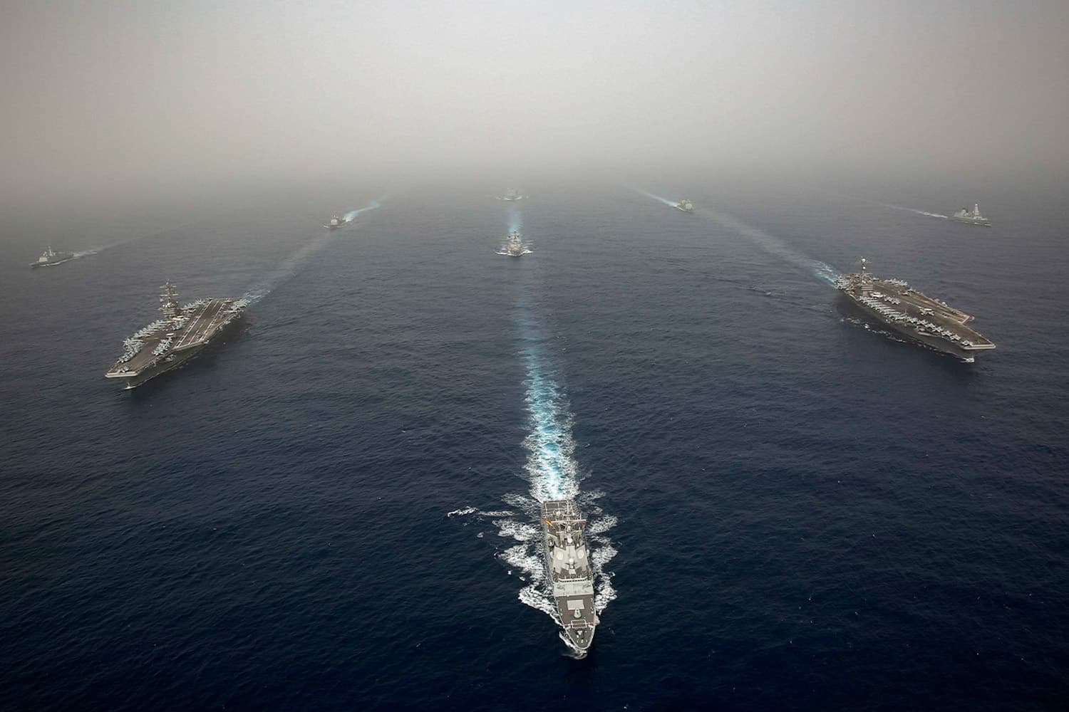 กดดันอิหร่านหนัก! สหรัฐฯ ส่งเรือรบไปตะวันออกกลาง 10 ลำ