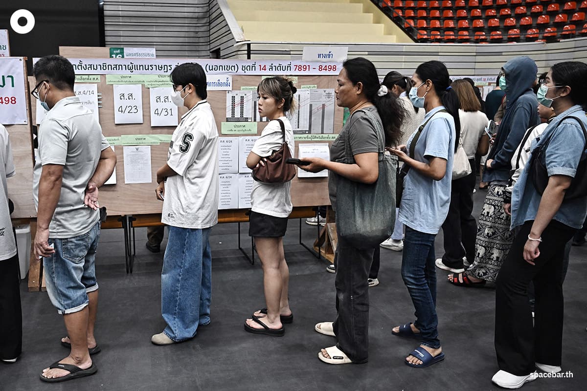 (Photo by Lillian SUWANRUMPHA / AFP) 