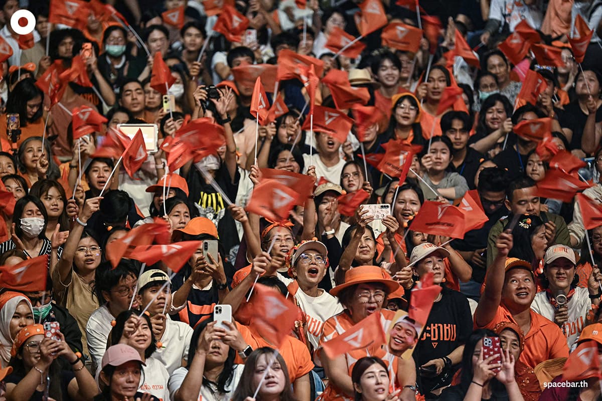 (Photo by Lillian SUWANRUMPHA / AFP) 