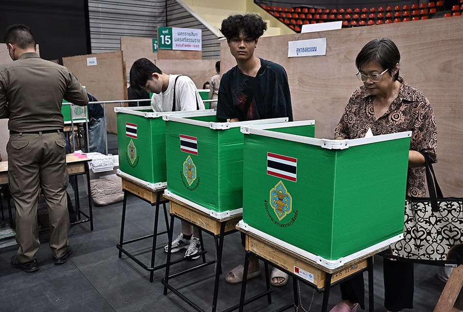 สื่อนอกมองไทยกำลังล้าหลังชาติอื่นในเอเชีย แม้เลือกตั้งใหม่ก็ไม่ทำให้ ‘หลุดจาก’ วงจรหายนะทางการเมืองได้